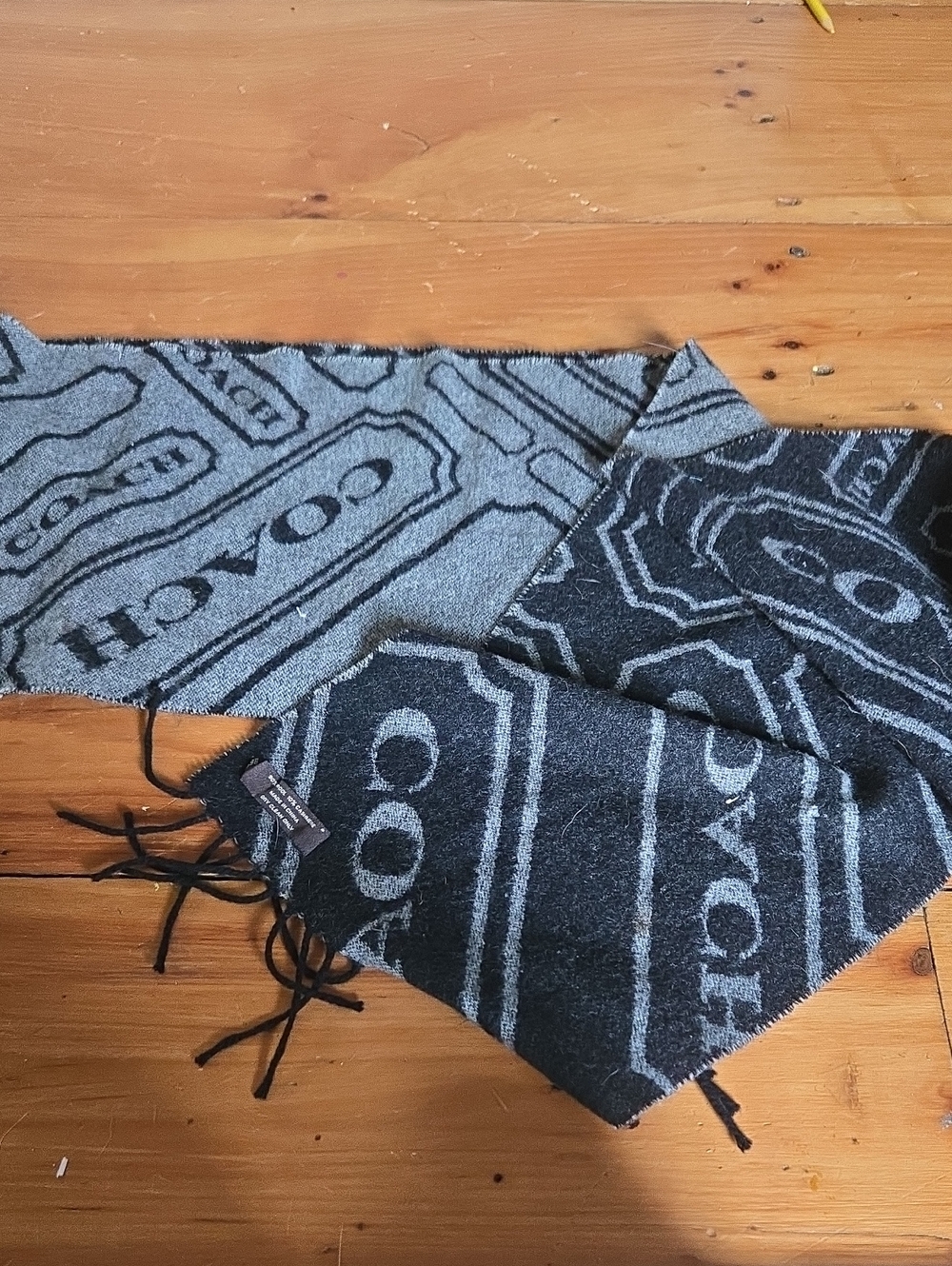 Coach Logo Print Wool Cashmere Scarf in Gray & Black
